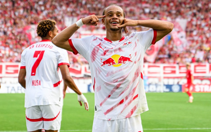 Xavi Simons thi đấu chói sáng trong màu áo RB Leipzig